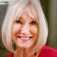 Thea Barbato - Artist Portrait